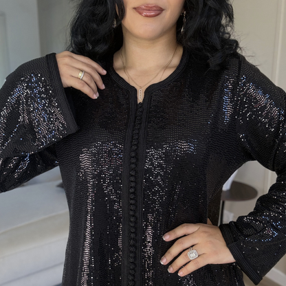 Tunique Black Glam – Modernité & Touche Marocaine