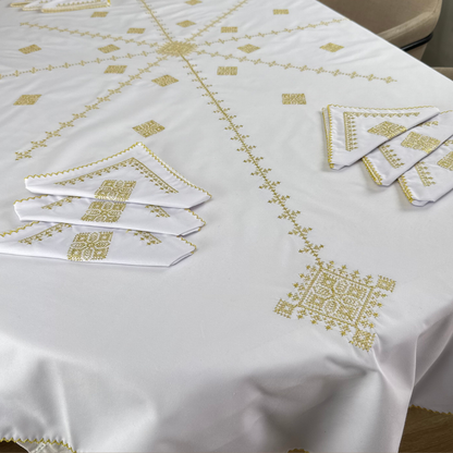 Nappe brodée tarz fassi – serviettes incluses