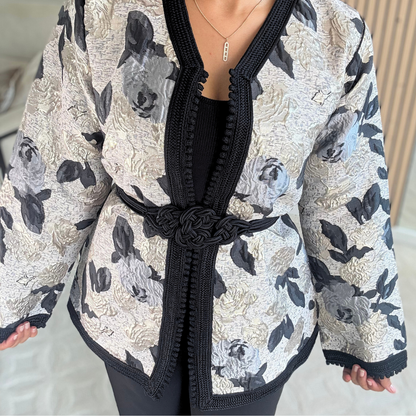 Veste Brocart – L’élégance marocaine, version moderne