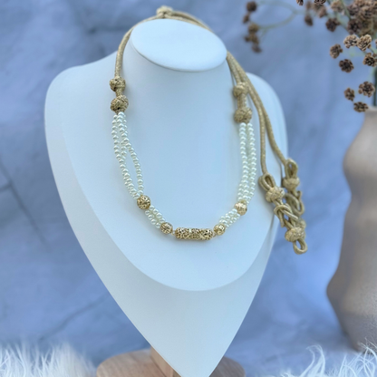 Collier artisanal perlé & doré – 3 coloris disponibles