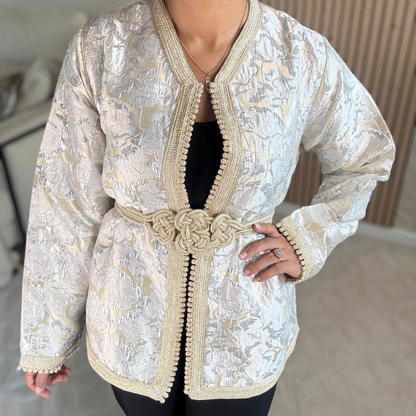 Veste Brocart – L’élégance marocaine, version moderne