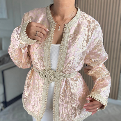 Veste Brocart – L’élégance marocaine, version moderne