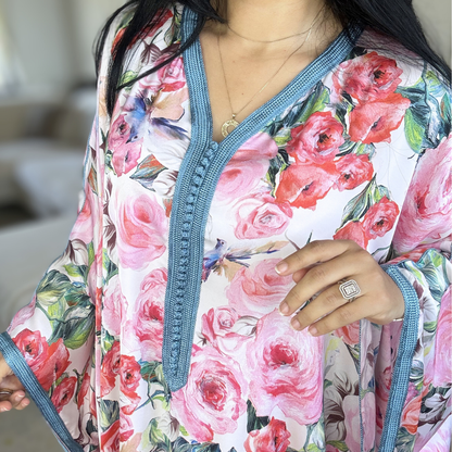 Gandoura Papillon Fleurie – Élégance & Confort
