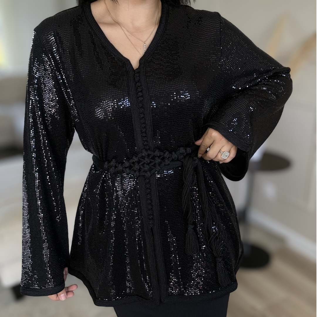 Tunique Black Glam – Modernité & Touche Marocaine