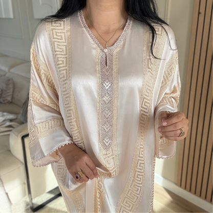 Gandoura Jawhara Prestige – La perle de la Randa