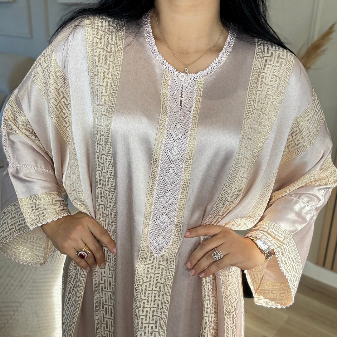 Gandoura Jawhara Prestige – La perle de la Randa