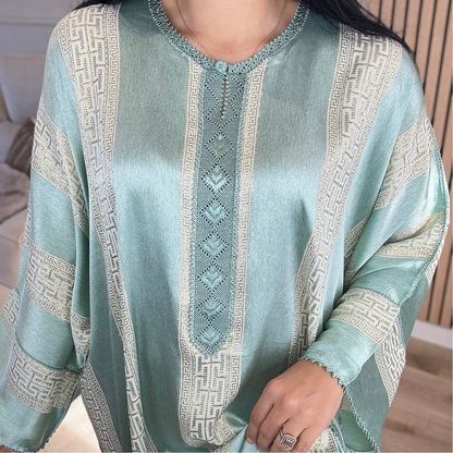 Gandoura Jawhara Prestige – La perle de la Randa