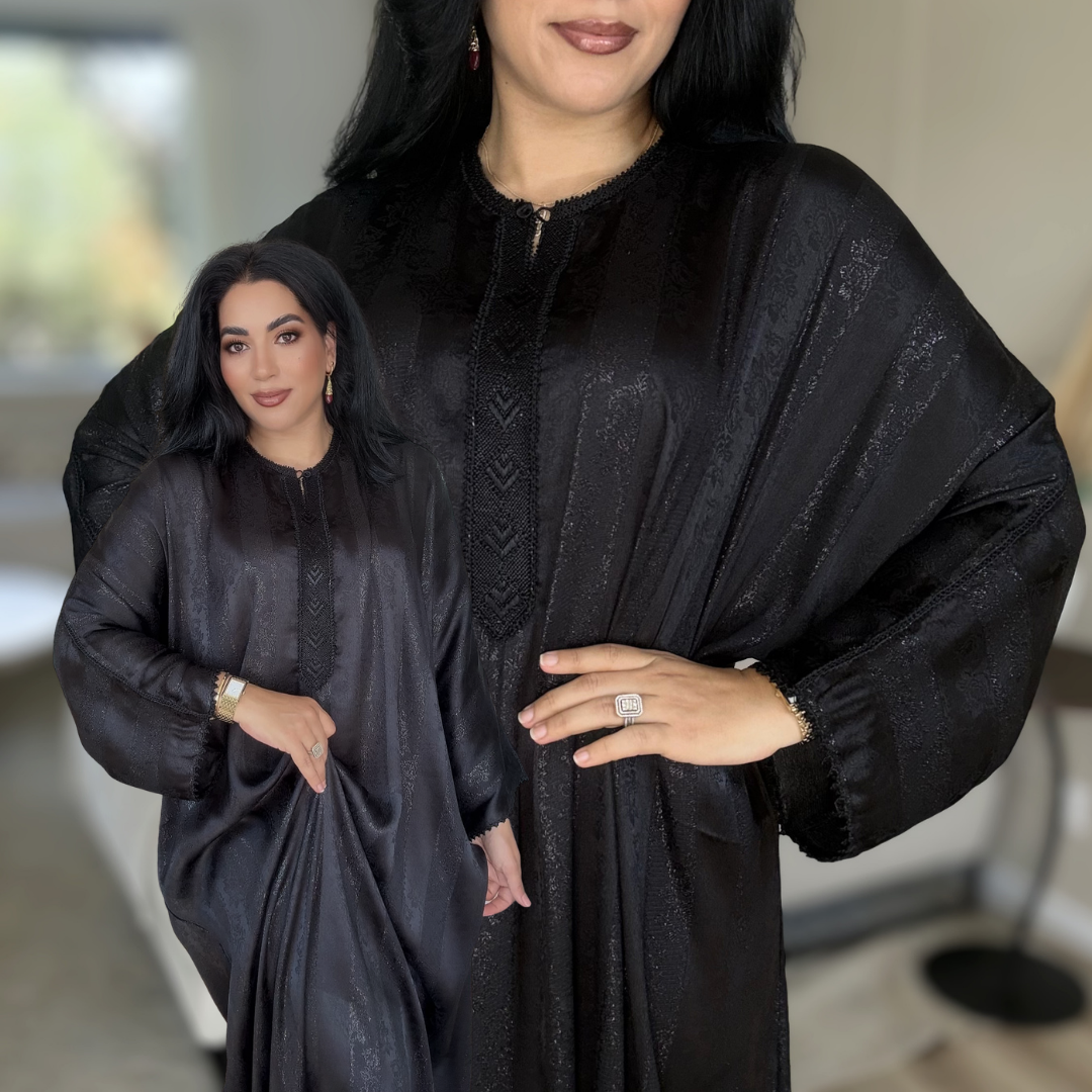 Gandoura Jawhara Black Édition – Couture Randa Artisanale