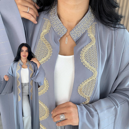 Kimono Swa9 Lmaalam – Élégance dorée en Crêpe