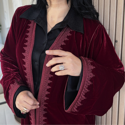 Kimono Doublé en Velours – Collection Élégance Intemporelle