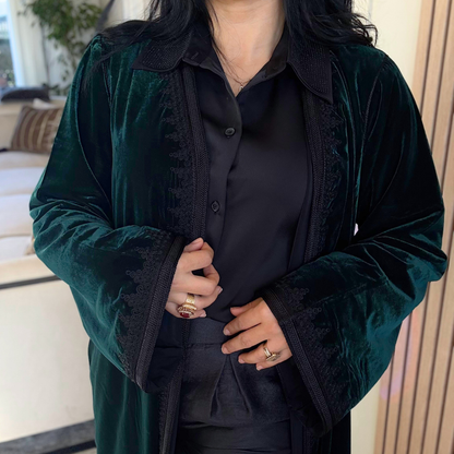 Kimono Doublé en Velours – Collection Élégance Intemporelle