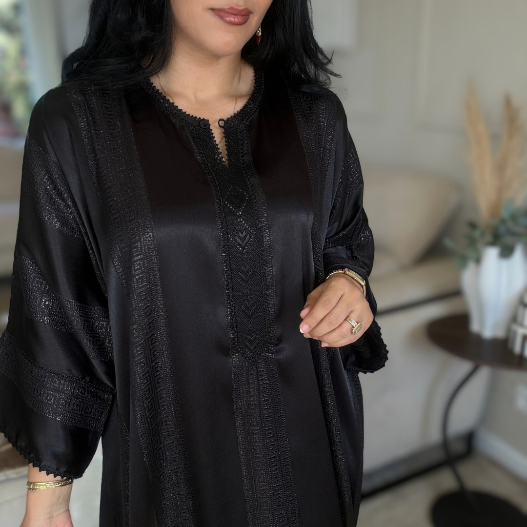 Gandoura Jawhara Prestige – La perle de la Randa