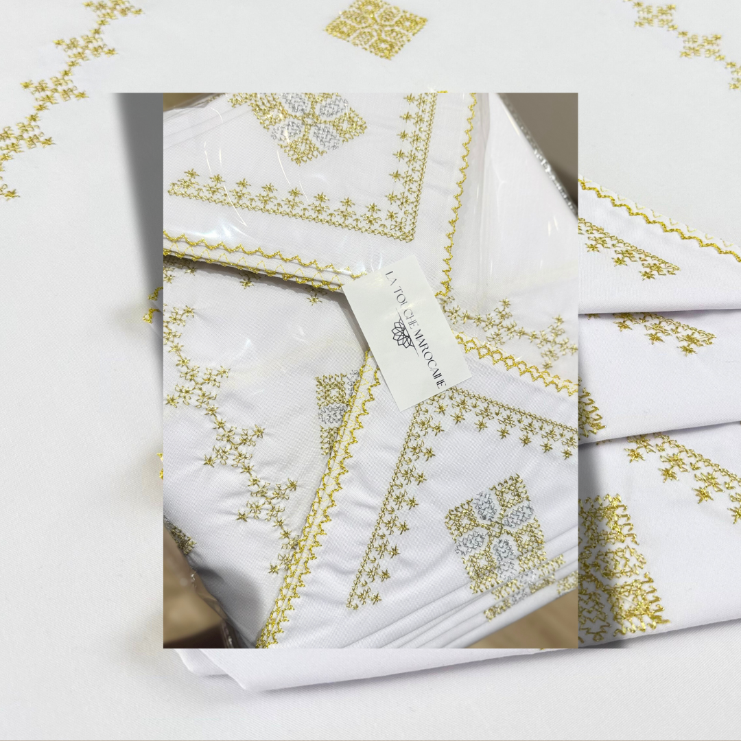 Nappe brodée tarz fassi – serviettes incluses
