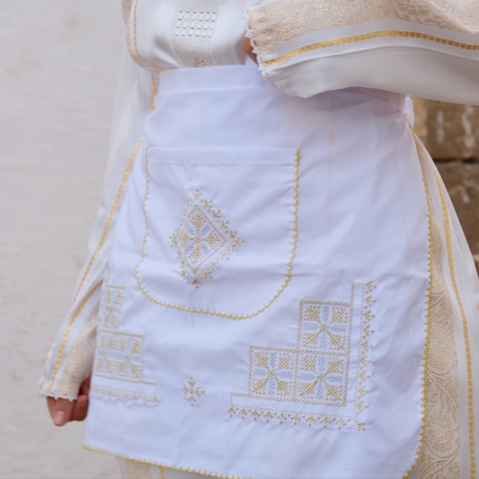 Tablier Traditionnel Marocain – Broderie Tarz 7ssab